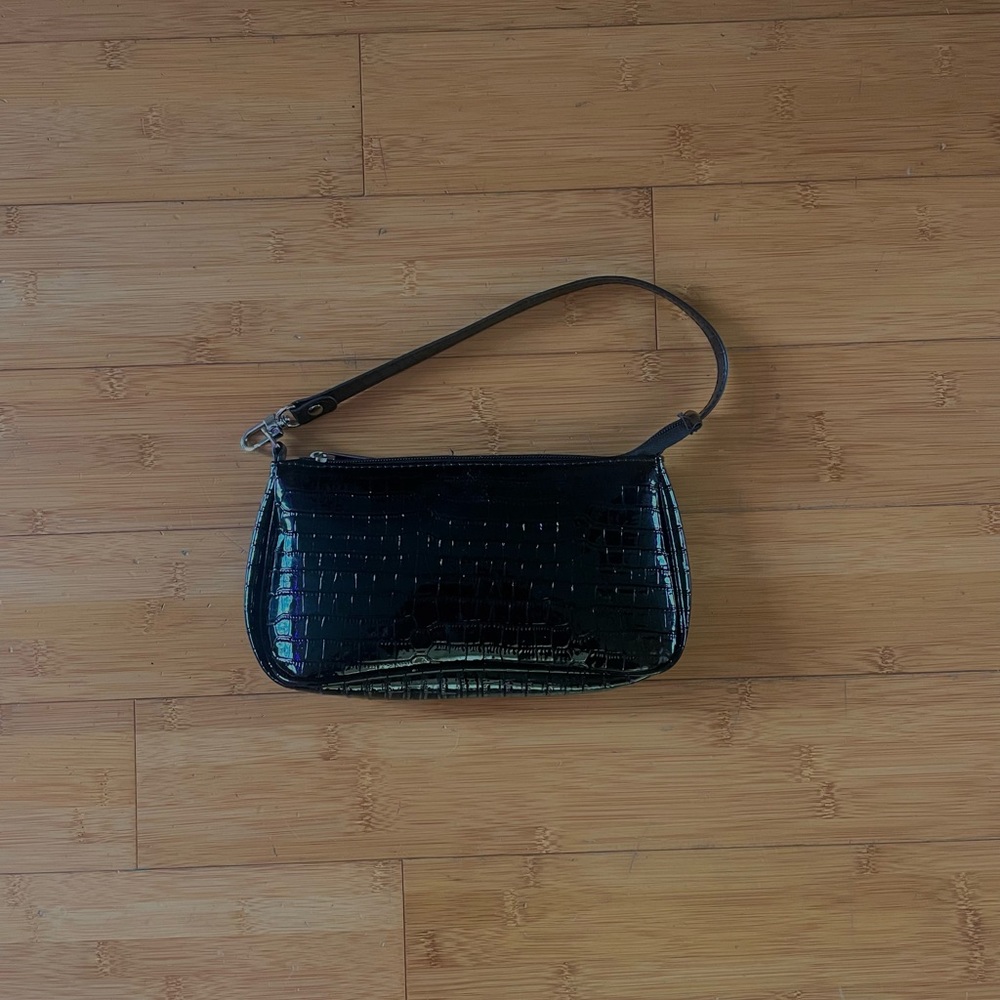 Snake skin small black purse